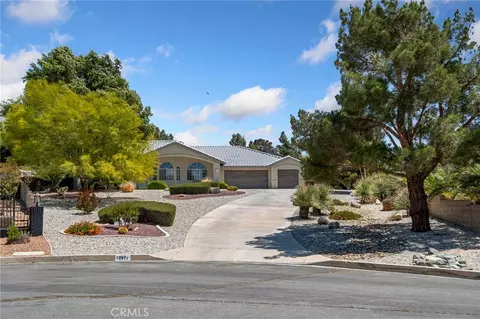 Exterior - 12971 Valley View Ct, Apple Valley, CA 92308 photo 2 of 16