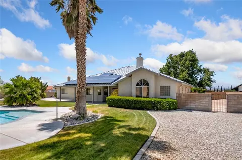 Exterior - 12971 Valley View Ct, Apple Valley, CA 92308 photo 14 of 16