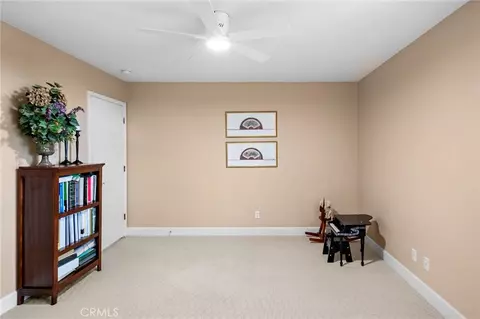 Bedroom - 12971 Valley View Ct, Apple Valley, CA 92308 photo 8 of 9
