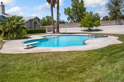 Exterior - 12971 Valley View Ct, Apple Valley, CA 92308 photo 8 of 16