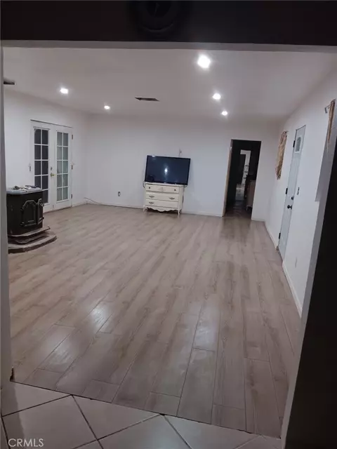 Living - 30107 Bourbon, Lucerne Valley, CA 92356 photo 1 of 2