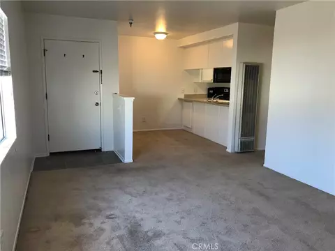 Living - 12617 Eucalyptus Ave, Hawthorne, CA 90250 photo 5 of 5