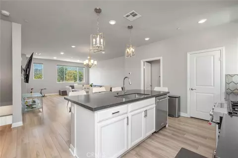 1414 Sea Ln, San Pedro, CA 90732