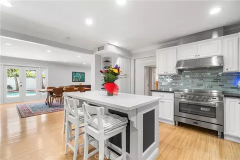 Kitchen - 1510 E Maple Ave, El Segundo, CA 90245 photo 4 of 5