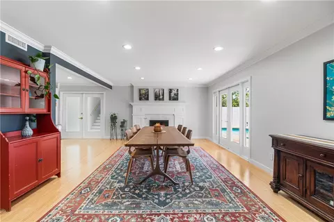 Dining - 1510 E Maple Ave, El Segundo, CA 90245 photo 3 of 3