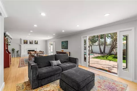 Living - 1510 E Maple Ave, El Segundo, CA 90245 photo 1 of 4