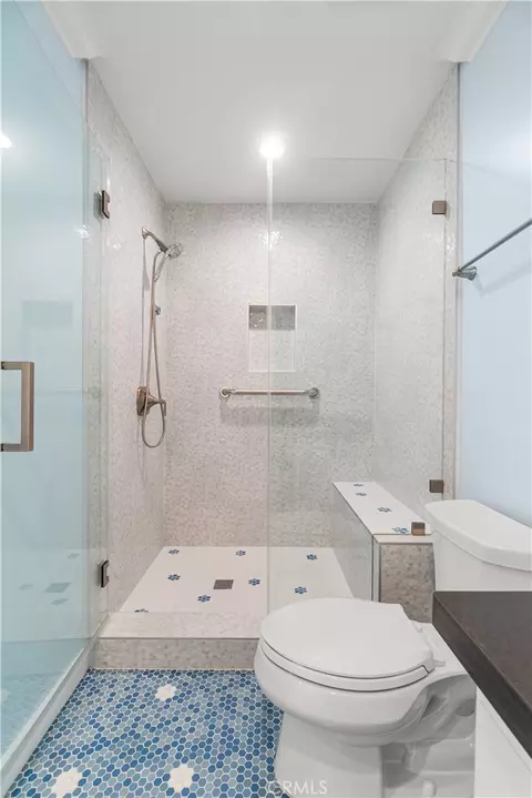 Bath - 1510 E Maple Ave, El Segundo, CA 90245 photo 4 of 5