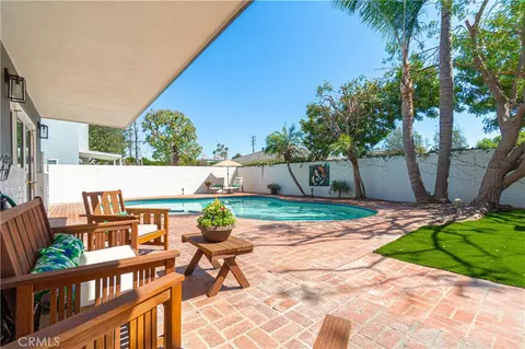 Exterior - 1510 E Maple Ave, El Segundo, CA 90245 photo 10 of 10