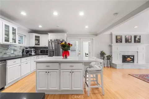 Kitchen - 1510 E Maple Ave, El Segundo, CA 90245 photo 3 of 5