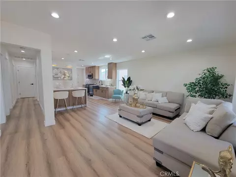 3140 Golden, Long Beach, CA 90806