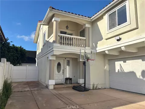2116 Ernest Ave #B, Redondo Beach, CA 90278
