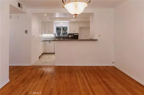 Living - 2213 Pullman Ln #1, Redondo Beach, CA 90278 photo 9 of 10