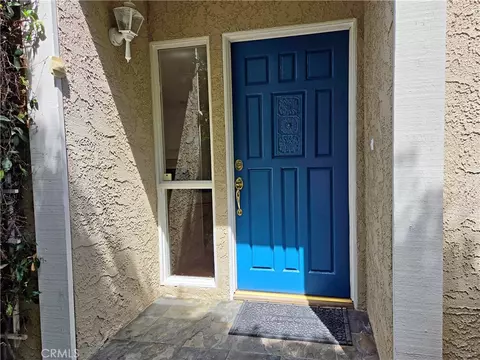 Entry Way - 2213 Pullman Ln #1, Redondo Beach, CA 90278 photo 1 of 3