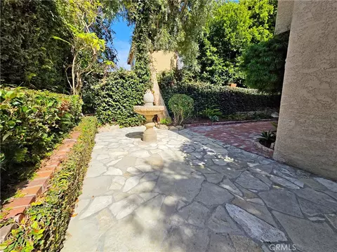 Exterior - 2213 Pullman Ln #1, Redondo Beach, CA 90278 photo 9 of 21