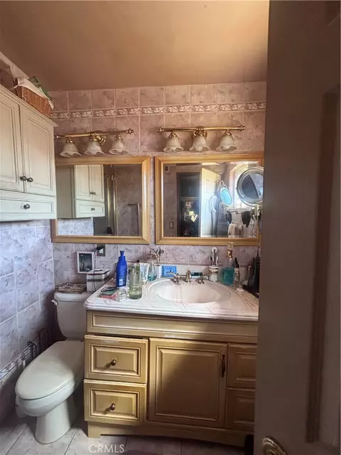 19221 Scobey Ave, Carson, CA 90746 photo 3