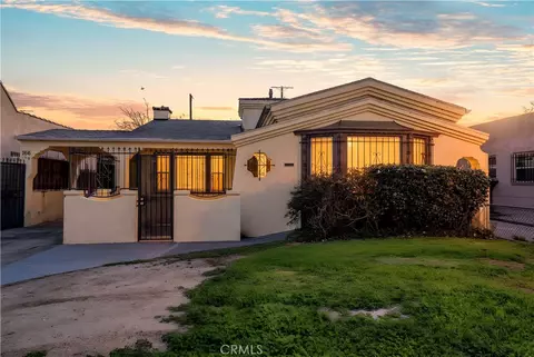 162 W 65th St, Los Angeles, CA 90003