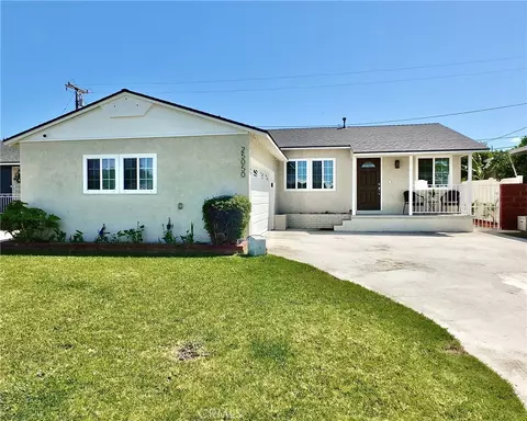 25050 Eshelman Ave, Lomita, CA 90717
