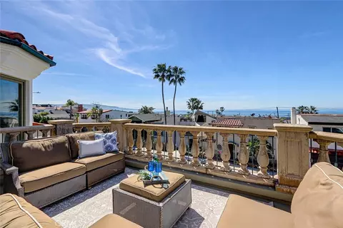 2044 Manhattan, Hermosa Beach, CA 90254