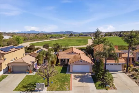 View/Area - 44462 Cayenne Trl, Temecula, CA 92592 photo 2 of 6