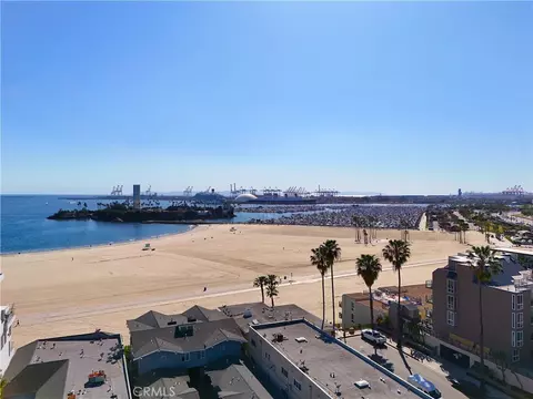 View/Area - 1101 E Ocean Blvd #2, Long Beach, CA 90802 photo 2 of 7