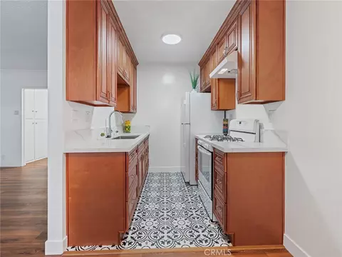Kitchen - 1101 E Ocean Blvd #2, Long Beach, CA 90802 photo 1 of 1