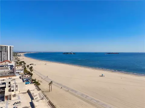 View/Area - 1101 E Ocean Blvd #2, Long Beach, CA 90802 photo 3 of 7