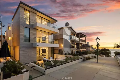 324 18th St, Manhattan Beach, CA 90266