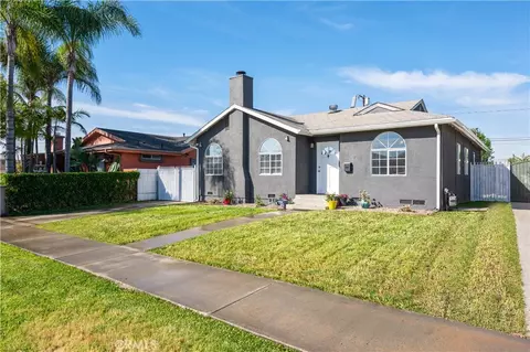 13607 S Menlo Ave, Gardena, CA 90247