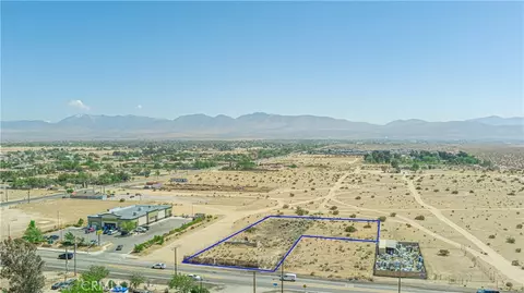 90 Palmdale Blvd, Sun Village, CA 93543