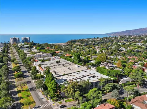 222 7th St #202, Santa Monica, CA 90402