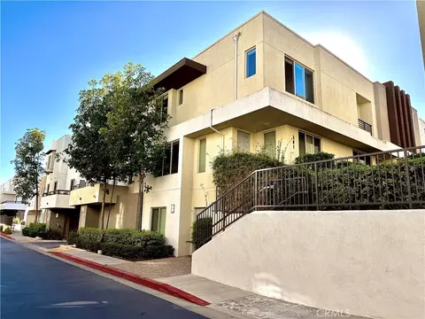 12921 Mission #101, Hawthorne, CA 90250