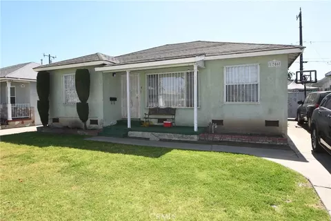 Exterior - 1706 W 137th St W, Compton, CA 90222 photo 1 of 2