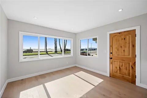 Living - 5339 E Ocean, Long Beach, CA 90803 photo 3 of 3