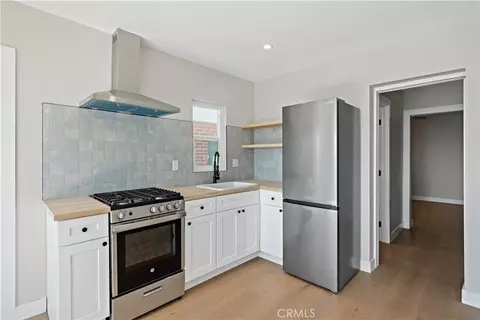 Kitchen - 5339 E Ocean, Long Beach, CA 90803 photo 4 of 5