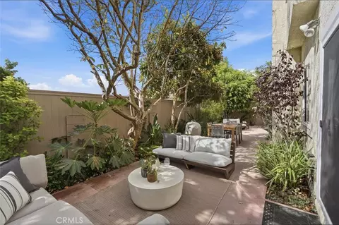 2220 Clark Ln #B, Redondo Beach, CA 90278