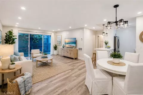 802 Camino Real #105, Redondo Beach, CA 90277