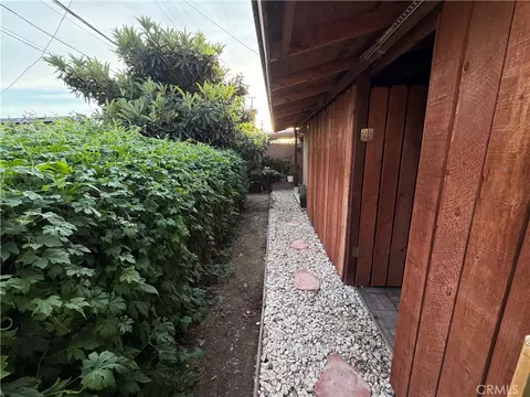Exterior - 1454 E 215th St, Carson, CA 90745 photo 5 of 13