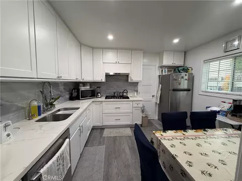 Kitchen - 1454 E 215th St, Carson, CA 90745 photo 1 of 2