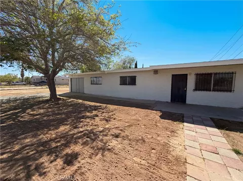 Exterior - 25509 Jasper, Barstow, CA 92311 photo 7 of 9