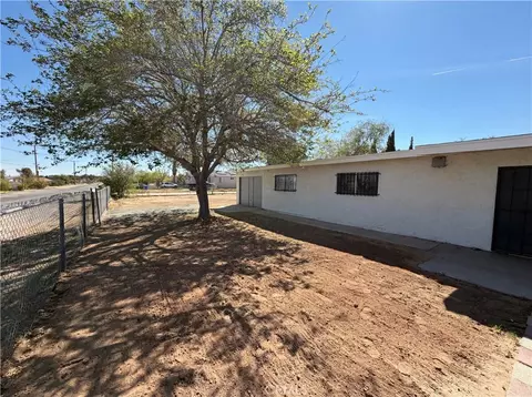 Exterior - 25509 Jasper, Barstow, CA 92311 photo 4 of 9