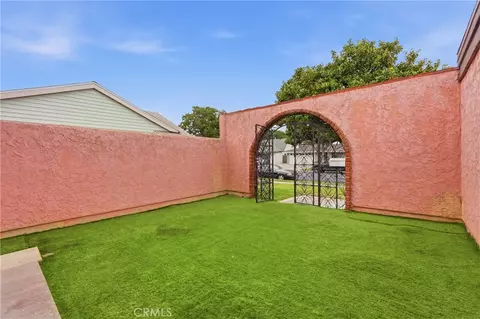 Exterior - 20215 Tajuata Ave, Carson, CA 90746 photo 2 of 3