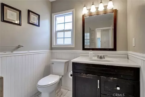Bath - 19309 Caney, Carson, CA 90746 photo 2 of 5