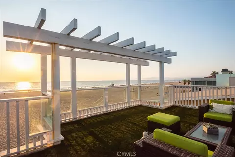2014 The Strand, Hermosa Beach, CA 90254