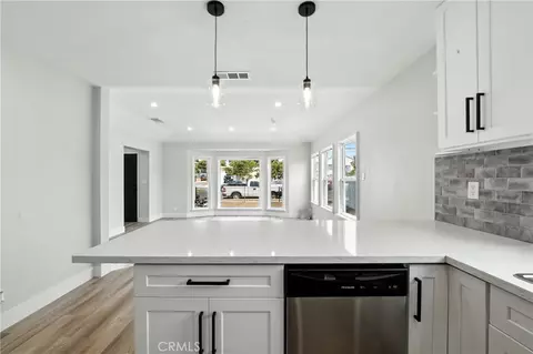 840 W 130th St, Gardena, CA 90247