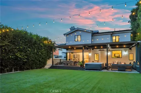1852 6th, Manhattan Beach, CA 90266