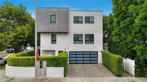14157 Tiara St, Sherman Oaks, CA 91401