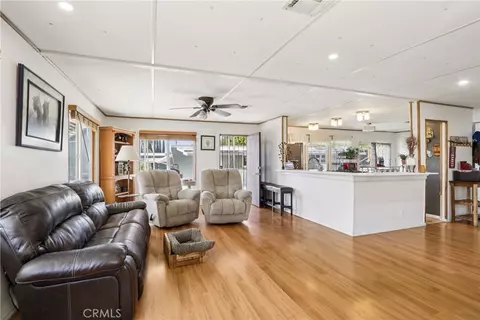 16079 Yarnell St #C27, Sylmar, CA 91342