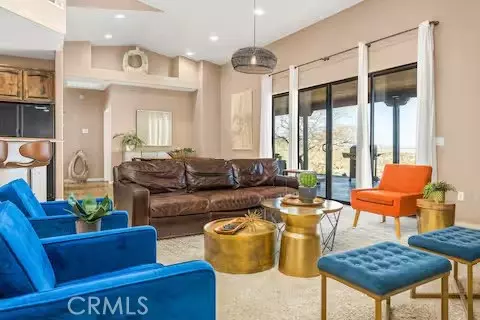 Living - 62398 Cope Ln, Joshua Tree, CA 92252 photo 2 of 6