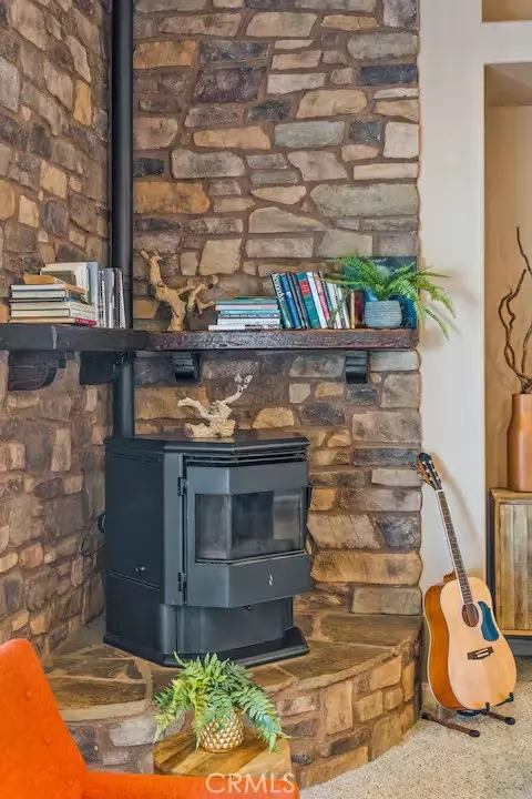 Living - 62398 Cope Ln, Joshua Tree, CA 92252 photo 6 of 6