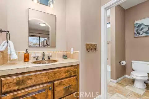 Bath - 62398 Cope Ln, Joshua Tree, CA 92252 photo 6 of 7